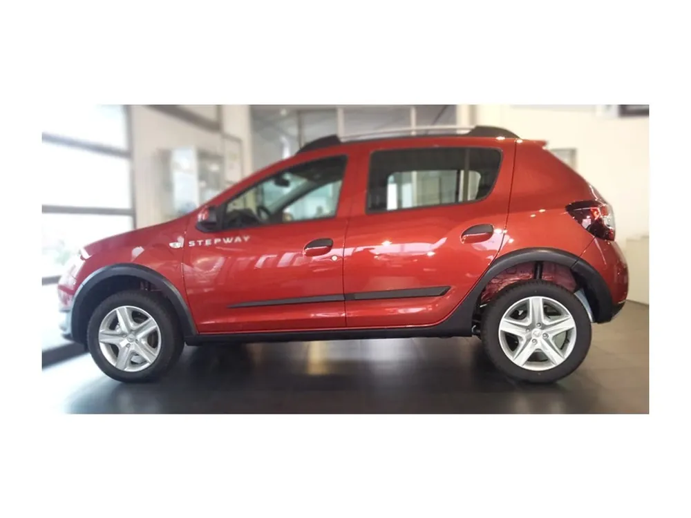 Koupit Online Boční ochranné lišty dveří Dacia Sandero Stepway 13R