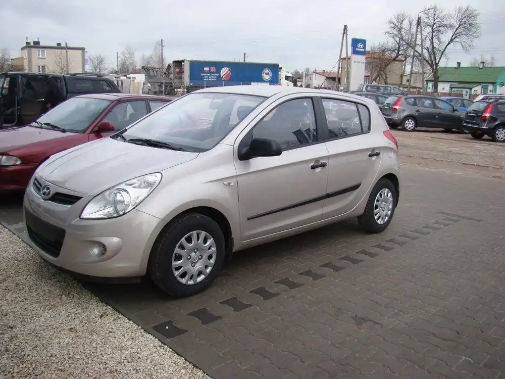 Horká Nabídka Boční ochranné lišty dveří Hyundai i20 5D 09R htb