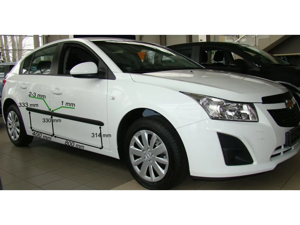Boční ochranné lišty dveří Chevrolet Cruze HB 12R Rychlé Dodání