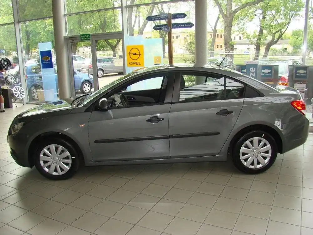 Akční Nabídka Boční ochranné lišty dveří Chevrolet Cruze sed 09R