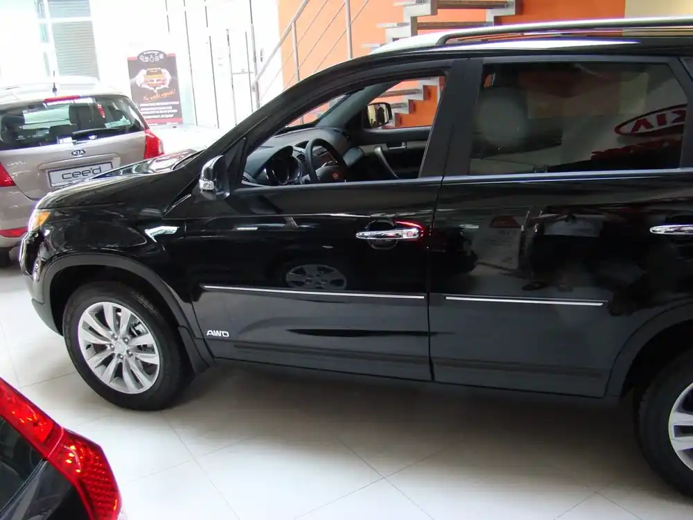 Boční ochranné lišty dveří Kia Sorento 09R Sezónní Sleva