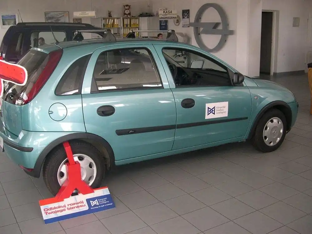 Boční ochranné lišty dveří Opel Corsa C 5D 00R htb Originální