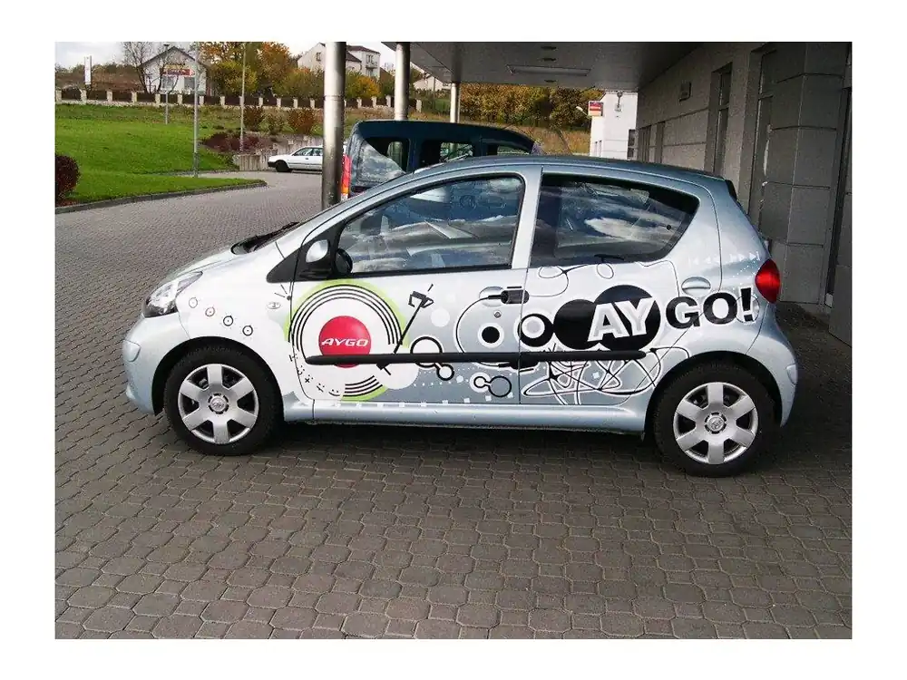 Vrácení Zdarma Boční ochranné lišty dveří Toyota Aygo 5D 05R