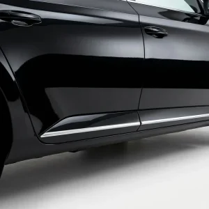 Omezená Nabídka Boční ozdobné nerezové lišty dveří Škoda Superb III (2015 - 2024) MILOTEC