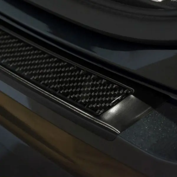 Výhodná Nabídka Nerezový kryt prahu zadních dveří Volvo XC90 II (od roku 2015>) - BLACK CARBON - Avisa