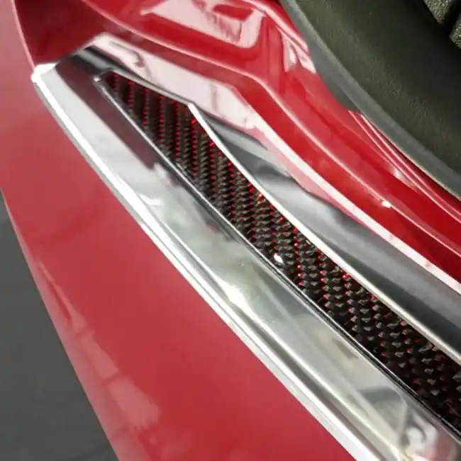 Nerezový kryt prahu zadních dveří Tesla Model S (od roku 2012>) karbon - Avisa 2/44084 Odeslání Ihned