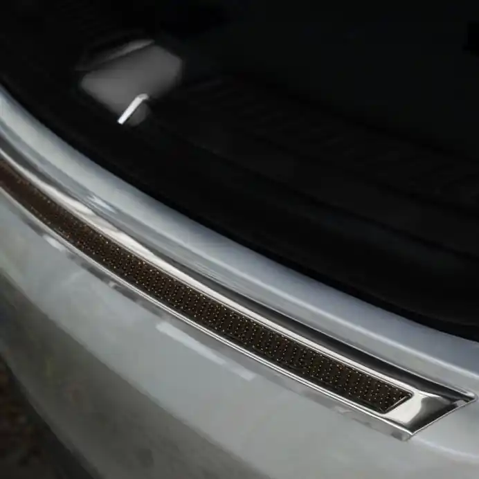 Nerezový kryt prahu zadních dveří Mercedes Benz GLE I Coupe C292 (2015 - 2019) karbon - Avisa 2/44020 Aktuální