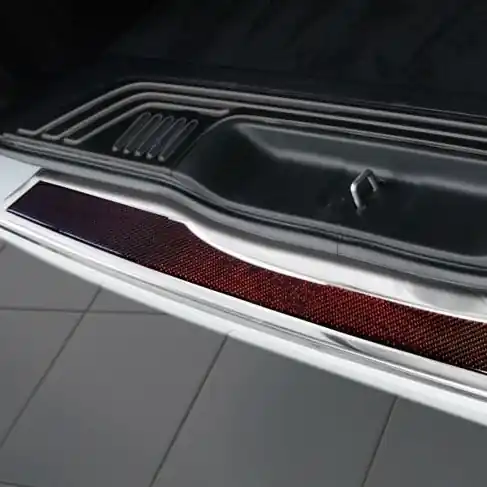 Nerezový kryt prahu zadních dveří Mercedes Benz V W447 (od roku 2014>) - RED CARBON - Avisa Akční Cena