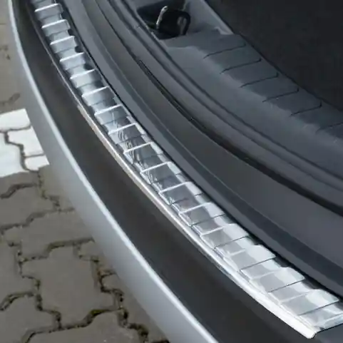 Nerezový kryt prahu zadních dveří Toyota RAV4 IV (2012 - 2015) - Avisa 2/35277 Novinka