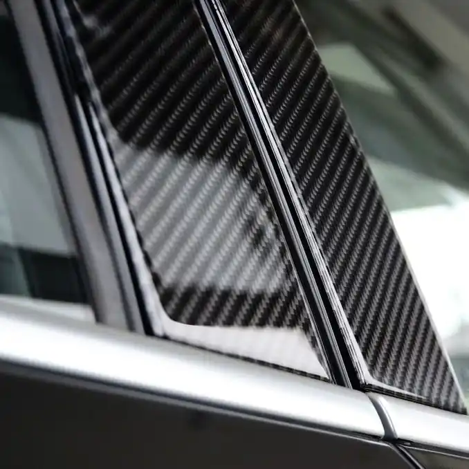 Bezpečná Platba Karbonové kryty dveřních sloupků Mazda CX-5 II (2017 - 2025) - originál karbon - Avisa