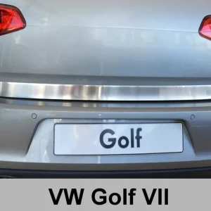 Lišta na hranu kufrových dveří Volkswagen Golf VII (od roku 2012>) - nerezová - Avisa Must-Have