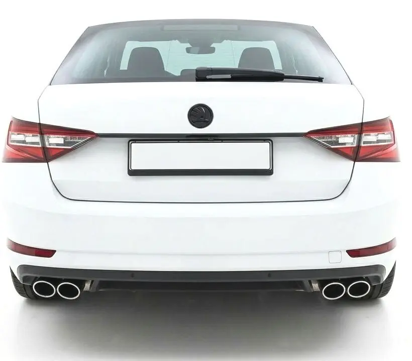 Lišta mezi zadní světla Škoda Superb III Liftback (2015 - 2023) černá lesklá MILOTEC Ihned K Objednání
