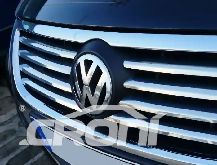 Nerezové lišty na přední masku Volkswagen Passat B6 (2005 - 2010) - sada 8 ks - Croni Nejlepší Volba