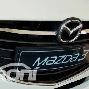 Nerezové lišty na přední masku Mazda 3 III (2013 - 2016) - sada 2 ks - Croni Expresní Doručení