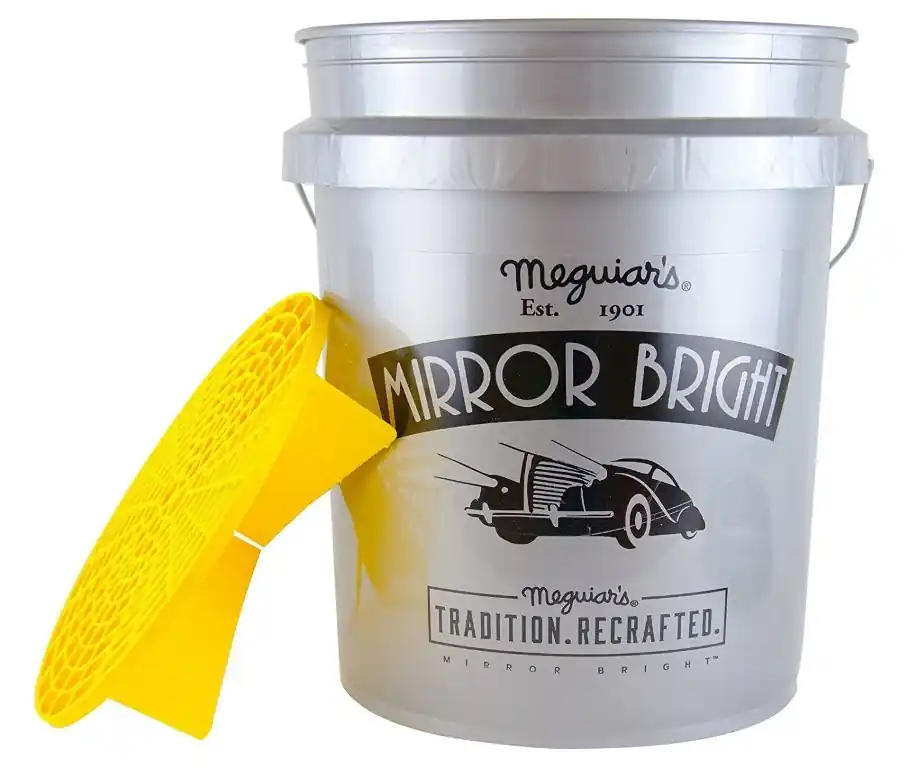Aktuální Originální kbelík Meguiars Mirror Bright s ochrannou vložkou Grit Guard a víkem X3003C