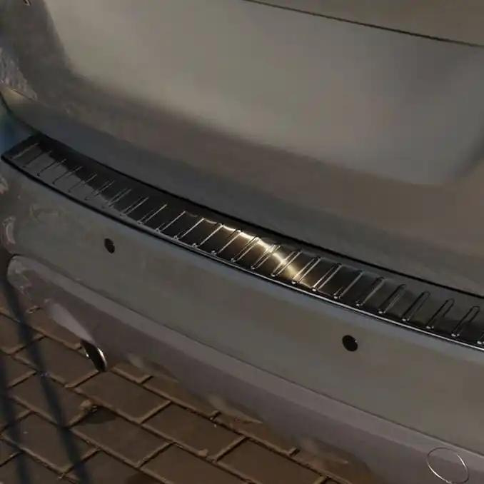 Nerezový kryt prahu zadních dveří Ford Kuga I (2008 - 2012) - Avisa 2/45039 Nakupujte Hned