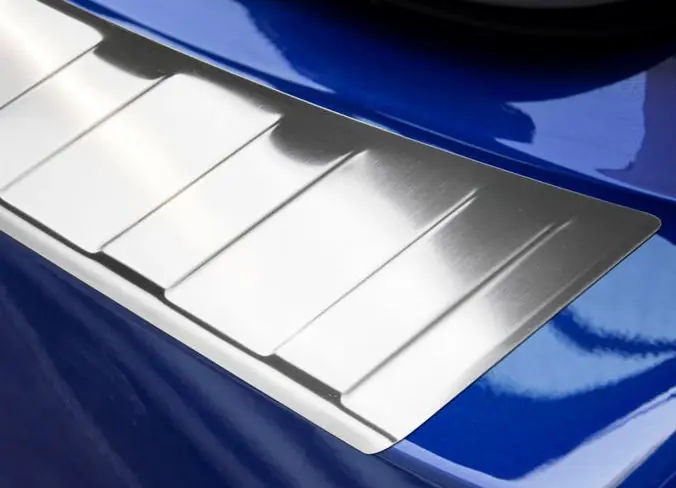 Nerezový kryt prahu zadních dveří Toyota Prius (od roku 2015>) - Avisa Časově Omezené