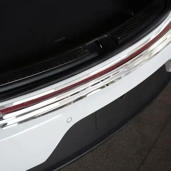 Nerezový kryt prahu zadních dveří Porsche Macan (od roku 2013>) karbon - Avisa 2/44048 Ověřený
