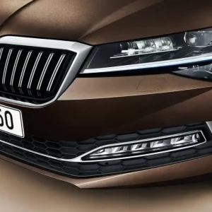 Škoda Superb III facelift - chrom levá lišta nárazníku Rychlé Dodání