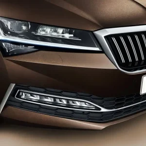 Škoda Superb III facelift - chrom pravá lišta nárazníku Vysoce Kvalitní