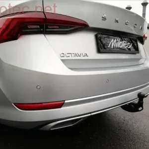 Sleva Škoda Octavia IV Hybrid 20- – koncovky výfuku se středovou lištou Alu Brush