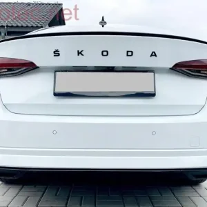 Speciální Cena Škoda Octavia IV 19- Dummy – koncovky výfuku se středovou lištou černý lesklý