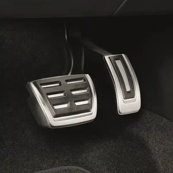 Škoda Enyaq iV - Sportovní pedály automat Rychlé Dodání