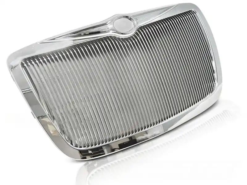 CHRYSLER 300 C 04-11 - přední maska ROYCE STYLE CHROM Oblíbený