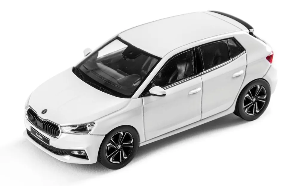 Model 1 43 Škoda Fabia IV WHITE MOON Dokud Zásoby Vydrží