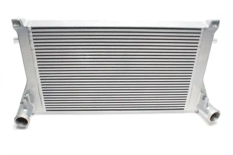 Vysoce Kvalitní VW Golf VII (typ 5G/AU) 2.0 TFSI - Intercooler kit TA Technix