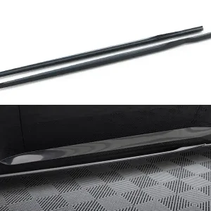 BMW řada 2 G42 Standard, difuzory pod boční prahy, Maxton Design Omezená Nabídka