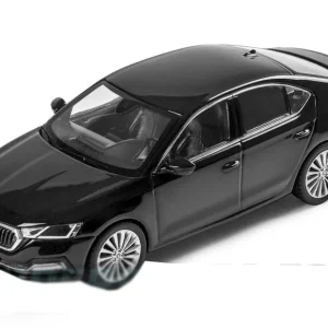 Novinka Model 1 43 Škoda Octavia IV MAGIC BLACK