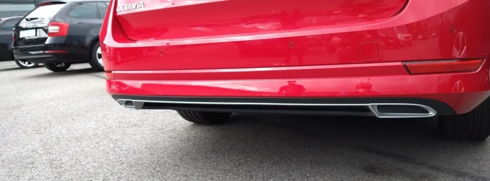 Sezónní Sleva Škoda Octavia IV - Set atrap výfuku s lištou SPORTLINE LOOK alu
