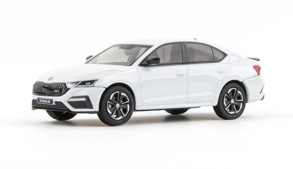 Finální Výprodej Model 1 43 Škoda Octavia IV RS Limousine Moon White