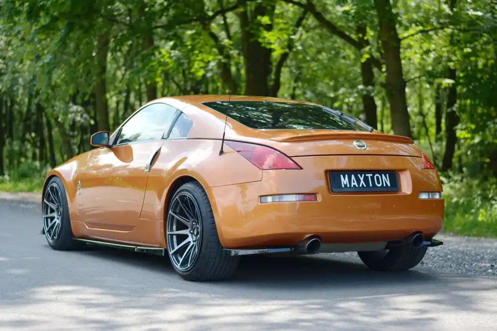 Akce Maxton Design spoiler pod zadní nárazník pro Nissan 350Z