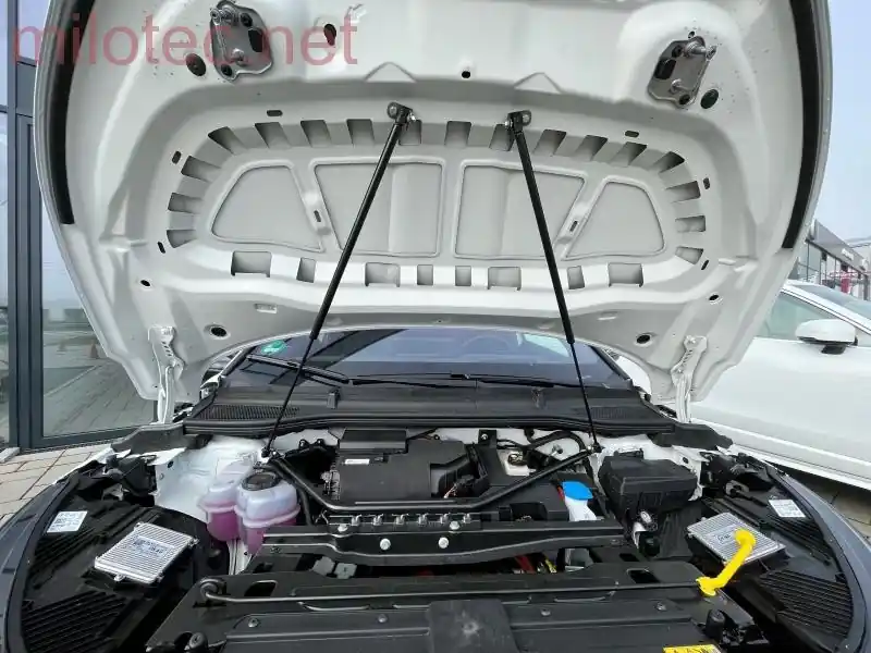 Hit Sezóny Škoda Enyaq - plynové vzpěry kapoty motoru