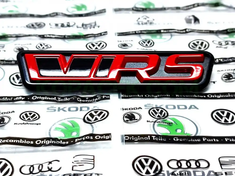 Koupit Online Škoda logo RS verze 2023 lakované, logo červená barva FK3, podklad mat
