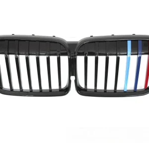 Vysoce Kvalitní Přední maska, ledvinky BMW G11 / G12 LCI 19-22 lesklá černá s třemi barevnými pásky