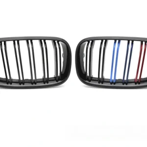 Přední maska, ledvinky BMW X5 E70 07-13 / X6 E71 08-14 lesklá černá, dvojitá žebra s třemi barevnými pásky Top Prodej