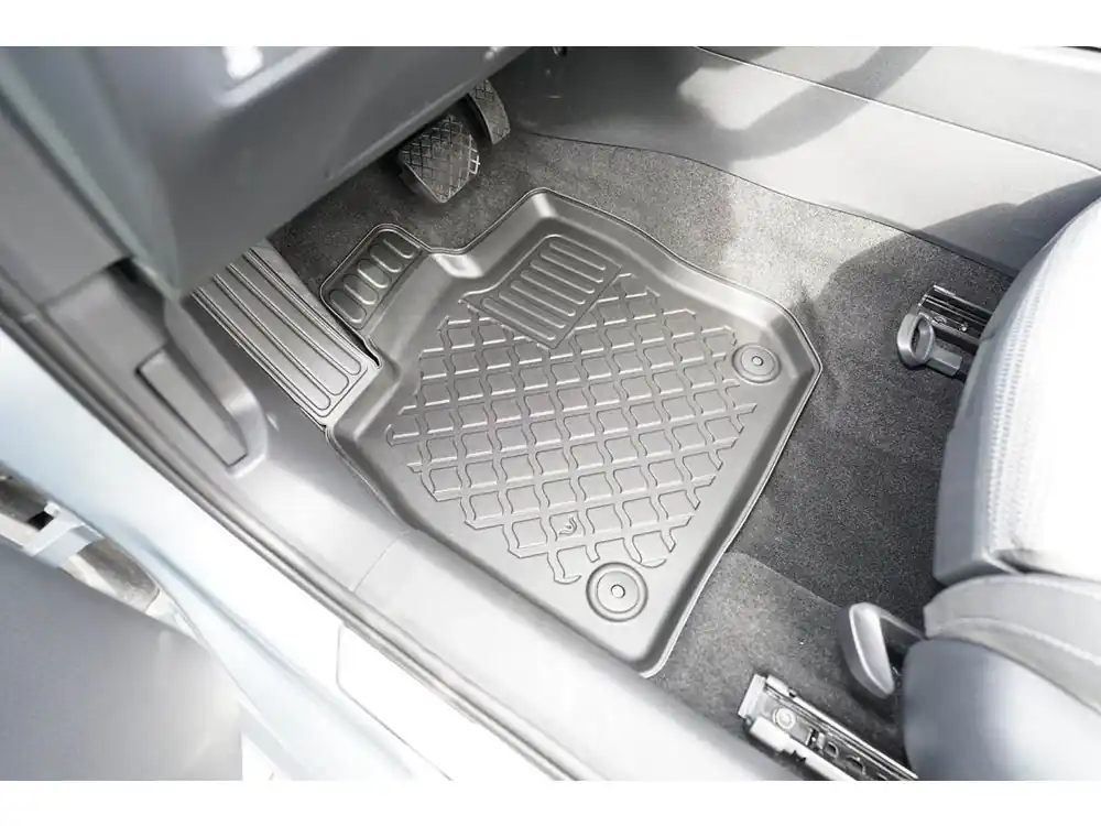 Vysoce Kvalitní Gumové koberce VW Passat B9 23R com