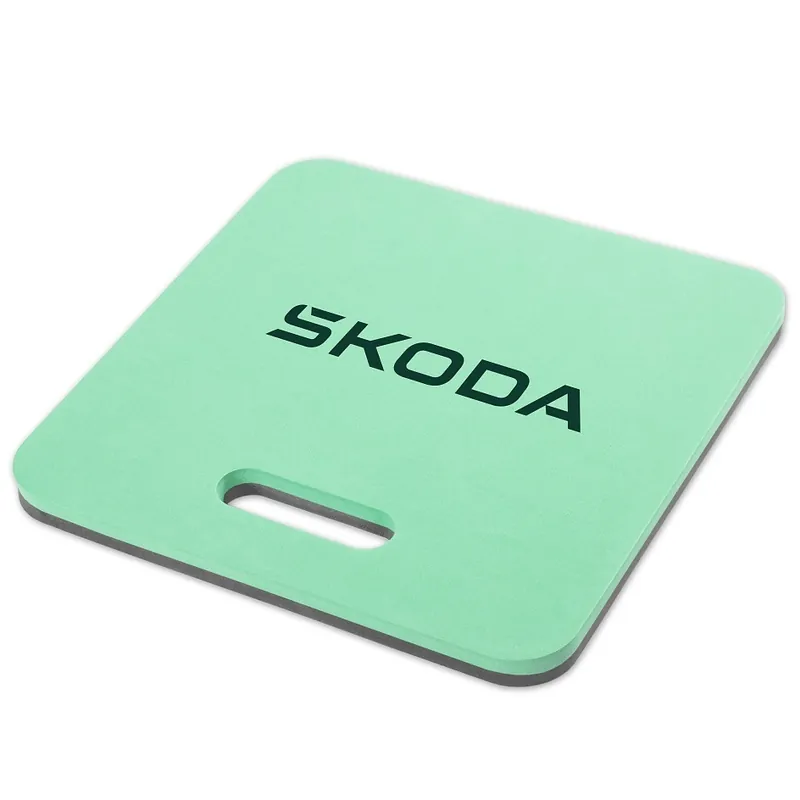 Pěnový podsedák ŠKODA, originál 33x28x2 cm Aktuální