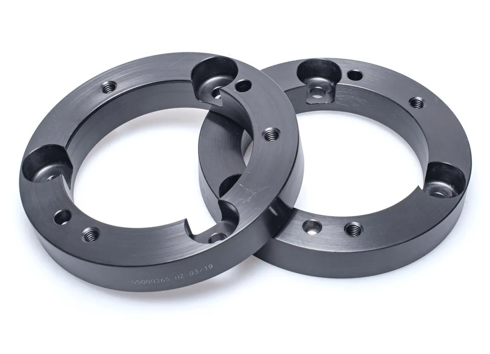 Bezpečná Platba ST Suspensions podložky pro zvýšení vozu pro BMW řada 3 Compact, E36, RWD, zvýšení přední nápravy +20 mm