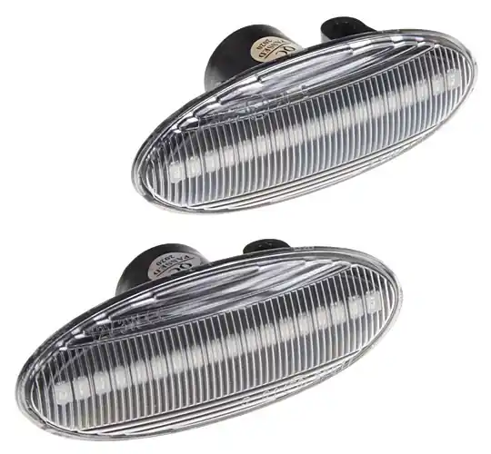 Boční LED dynamické blinkry Nissan Juke I (2010 - 2019) CARCLEVER Objednat Nyní
