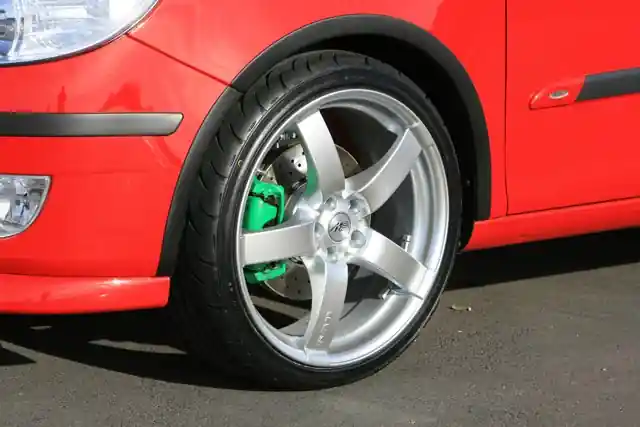 Zlevněný Plastové lemy blatníků Škoda Fabia II (2006) - Milotec