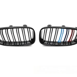 Časově Omezené BMW F34 GT 2013-2017 - Přední maska černá lesklá double bar s trikolórou