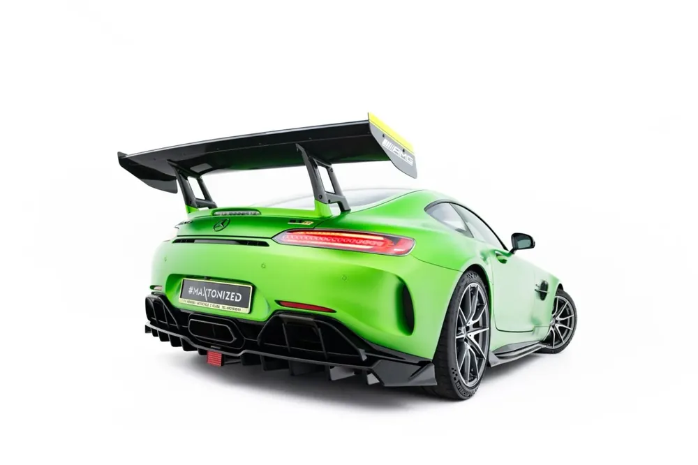 Sezónní Sleva Mercedes AMG GTR C190 Facelift, spoiler pod zadní nárazník s žebrováním a LED světlem, Maxton Design
