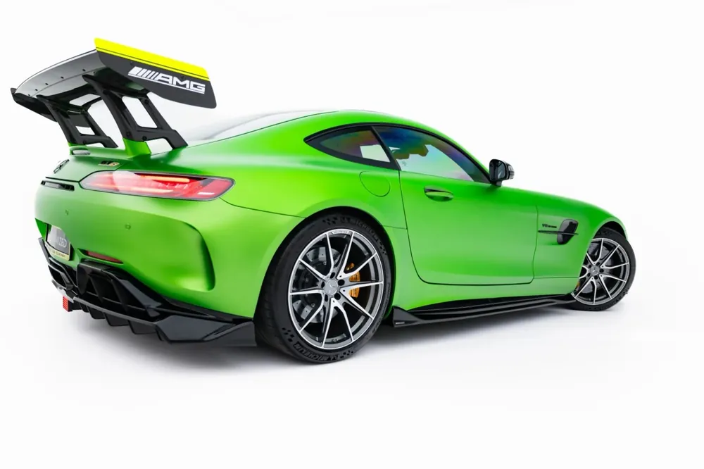 Mercedes AMG GTR C190 Facelift, difuzory pod boční prahy, Maxton Design Časově Omezené