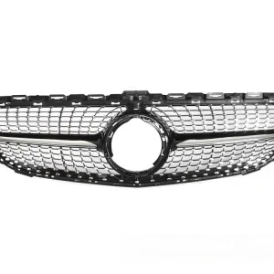 Must-Have Mercedes třídy C C205/A205 2018-2023 - Přední maska DIAMOND černá s chromem a otvorem pro kameru