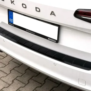 Přímo Od Výrobce Škoda Superb IV Combi - OEM ochranný panel zadního nárazníku ČERNÝ LESKLÝ