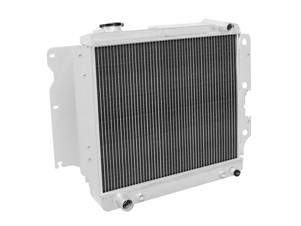 Rychlé Dodání Chladič vody Jeep Wrangler TJ 1997-2006 2.4L/2.5L/4.0L/4.2L